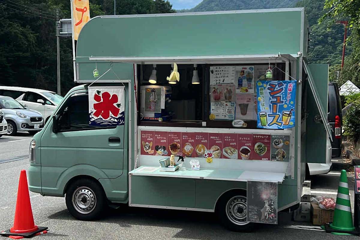 Crepe Gin（キッチンカー）